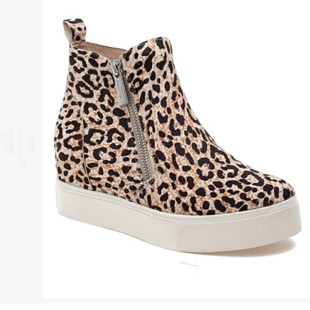 Beige & Black Leopard Sky